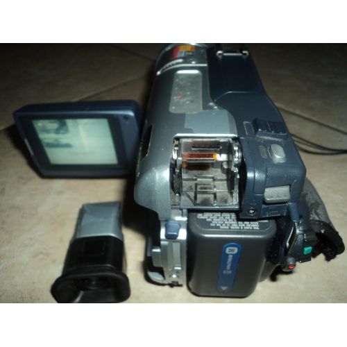 소니 Sony DCR-TRV330 Digital8 Camcorder with Built-in Digital Still Mode (Discontinued by Manufacturer)