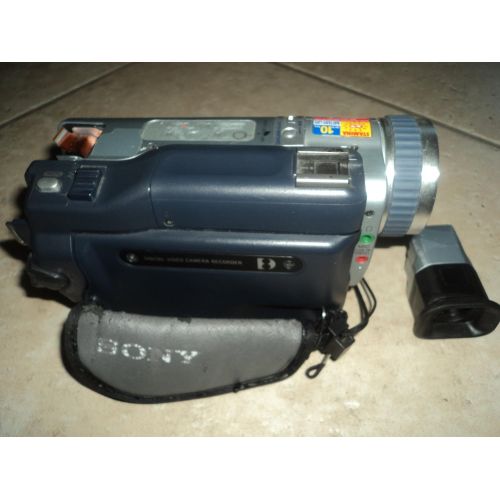 소니 Sony DCR-TRV330 Digital8 Camcorder with Built-in Digital Still Mode (Discontinued by Manufacturer)