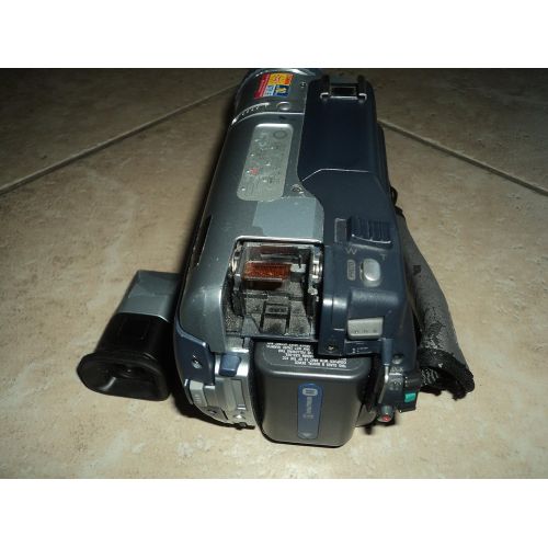 소니 Sony DCR-TRV330 Digital8 Camcorder with Built-in Digital Still Mode (Discontinued by Manufacturer)