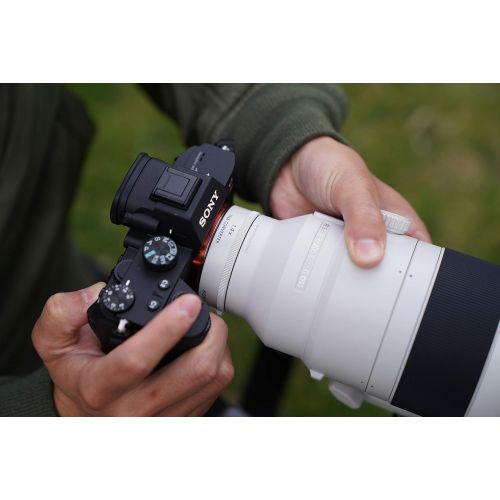 소니 Sony SEL200600G High-Resolution Full Frame Super Telephoto Zoom G Lens with Built in Optical Image stabilisation, SEL200600G.SYX