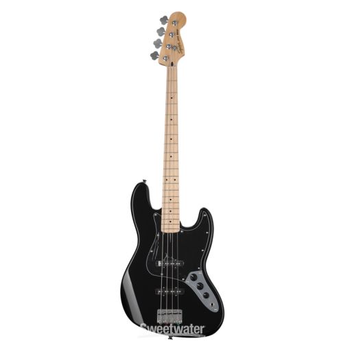  Squier Affinity Series Jazz Bass - Black with Maple Fingerboard