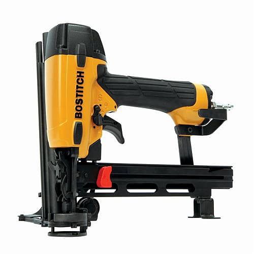 스텐리 BOSTITCH Bostitch Coil Roofing NailerCap Stapler Combo Kit