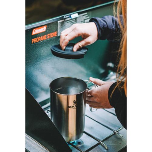스텐리 Stanley Adventure All-in-One, Boil + Brewer French Press Coffee Maker - 32oz BPA Free Campfire Coffee Pot Heats up Tea or Soup - Great for Camping and Travel ? Dishwasher Safe,