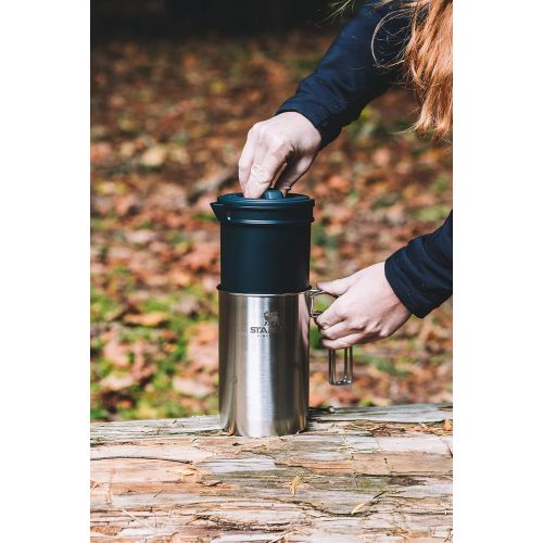 스텐리 Stanley Adventure All-in-One, Boil + Brewer French Press Coffee Maker - 32oz BPA Free Campfire Coffee Pot Heats up Tea or Soup - Great for Camping and Travel ? Dishwasher Safe,