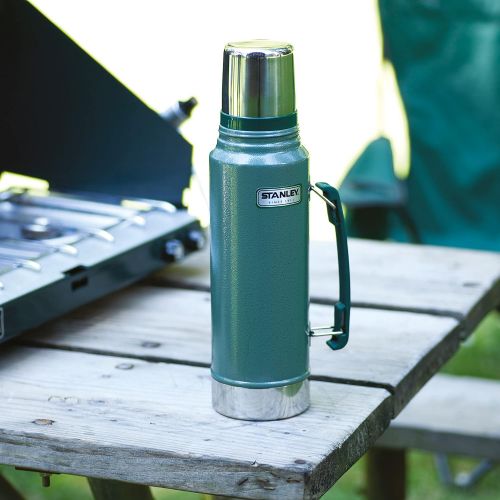 스텐리 Stanley Classic Vacuum Bottle 2QT Hammertone Green