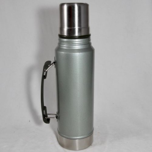 스텐리 Stanley Classic 100-Year 1.1-Quart Vacuum Bottle