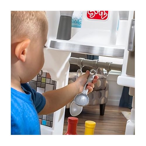 스텝2 Step2 Contemporary Chef Kitchen Set for Kids, Indoor/Outdoor Play Kitchen Set, Toddlers 2+ Years Old, 25 Piece Kitchen Toy Set, Easy to Assemble, Grey