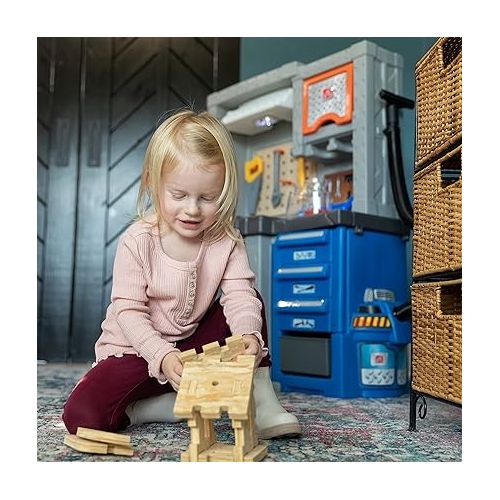 스텝2 Step2 Deluxe Kids Workbench - Includes 50 Toy Workbench Accessories, Interactive Features for Realistic Pretend Play - Indoor/Outdoor Kids Tool Bench - Dimensions 40.75