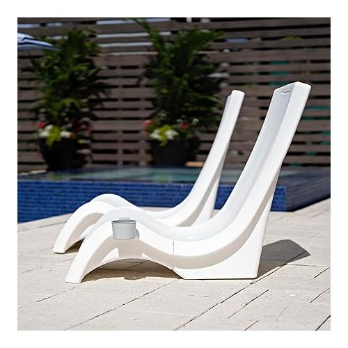 스텝2 Step2 Vero Pool Chair, Fade-Resistant, Waterproof Patio Furniture for Sun Shelf, Use in Pools up to 9-Inches of Water, Weighted, White