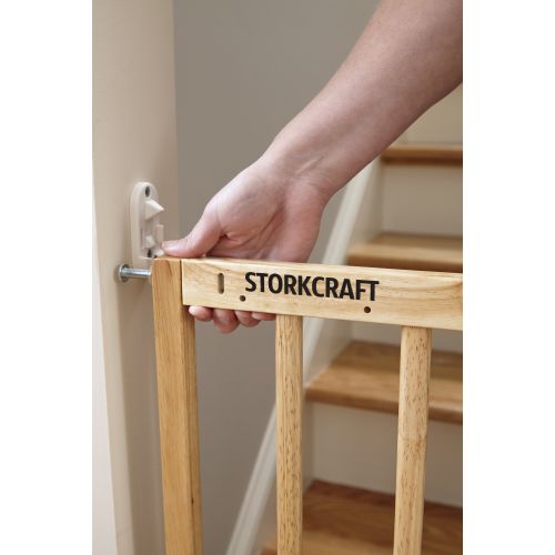  Storkcraft Easy Walk-Thru Wooden Safety Gate Natural