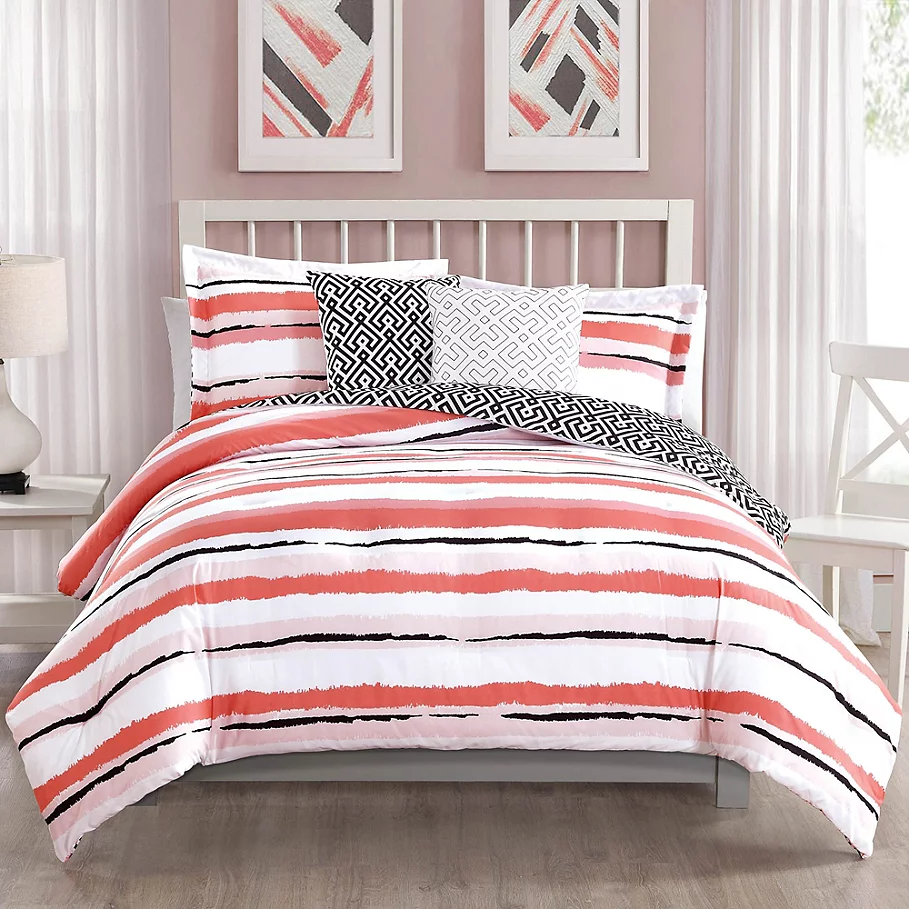  Studio 17 Colman Reversible Comforter Set in BlushWhite