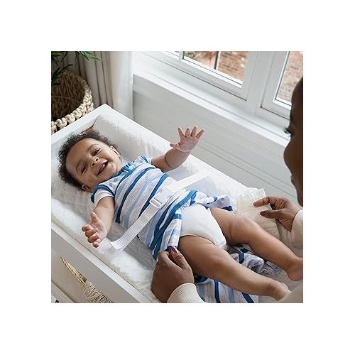 썸머인펀트 Summer by Ingenuity Contoured Changing Pad - Includes Waterproof Changing Liner and Safety Fastening Strap with Quick-Release Buckle