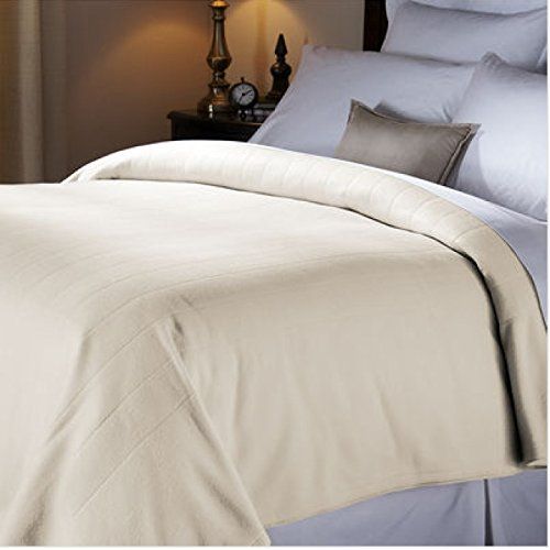  #1 Selling Sunbeam Heated Fleece Electric Blanket in a QUEEN Size WITH 2 Controls. 5 Heat Settings and a Long 10 Hour Shut Off with a 6 Foot Cord. QUEEN - SEASHELL