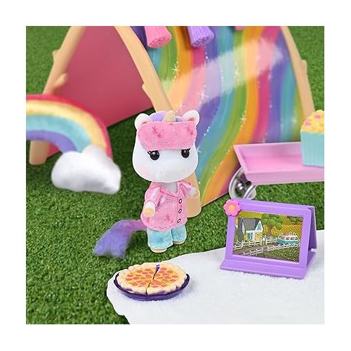  Sunny Days Entertainment Honey Bee Acres Rainbow Ridge Sweet Dreams Pajama Party - 15 Piece Dollhouse Playset with Exclusive Unicorn Figure | Pretend Play Toys for Kids