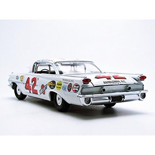  Lee Petty #42 1959 Oldsmobile 88 1959 Daytona 500 Winner 118 Sunstar Platinum Collection Diecast