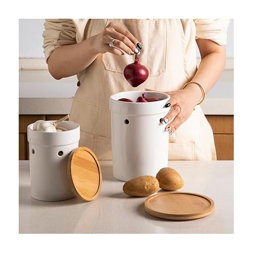  Sweejar Ceramic Garlic Keeper for Home & Kitchen, Porcelain Food Container with Activity Wooden Lid, Using for Fruit, Vegetable (Small)