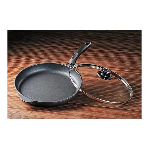  Swiss Diamond 11 Inch Nonstick Cast Aluminum Fry Pan with Lid, Oven and Dishwasher Safe