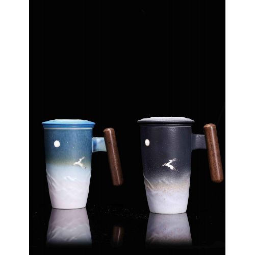  [아마존베스트]TANG PIN Painted “Moonlight Deer” Ceramic Tea Cup with Infuser and Lid, Wooden Handle Tea Mug, 13.5 OZ (Black&Blue)
