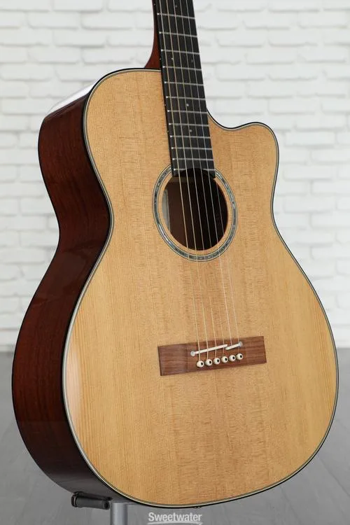 Takamine EF740FS-TT Orchestra Acoustic-Electric Guitar - Natural Demo