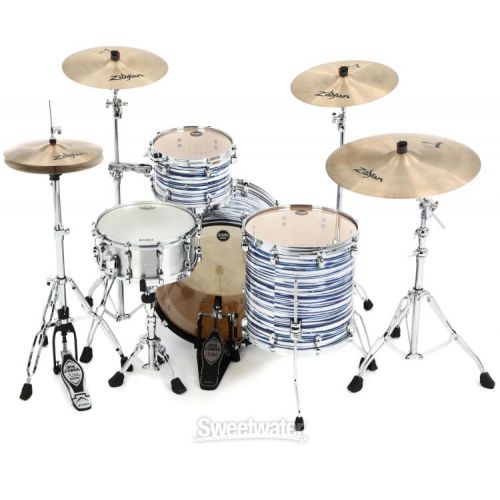  Tama Starclassic Maple MR32CZS 3-piece Shell Pack - Blue and White Oyster with Chrome Hardware