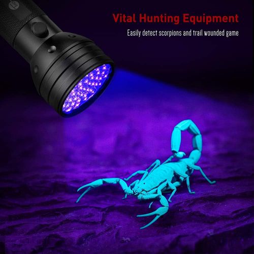  [아마존 핫딜] [아마존핫딜]TaoTronics TT-FL002 Black Light, 51 LEDs Uv Blacklight Flashlights Detector for Dry Pets Urine & Stains & Bed Bug with Free Uv Sunglasses & 3 Free AAA Batteries, Purple