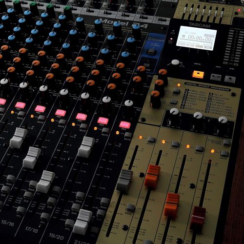  Tascam Model 24 Multi-Track Live Recording Console