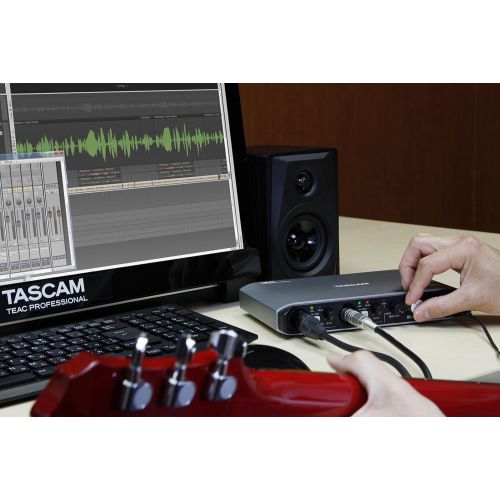  Tascam iXRTP TrackPack iXR Audio Interface With Protective Cover And TM-60 Condenser Microphone