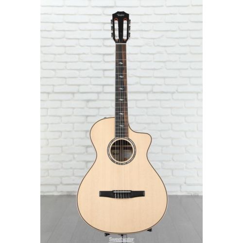  Taylor 812ce-N Grand Concert Nylon-string Guitar - Natural