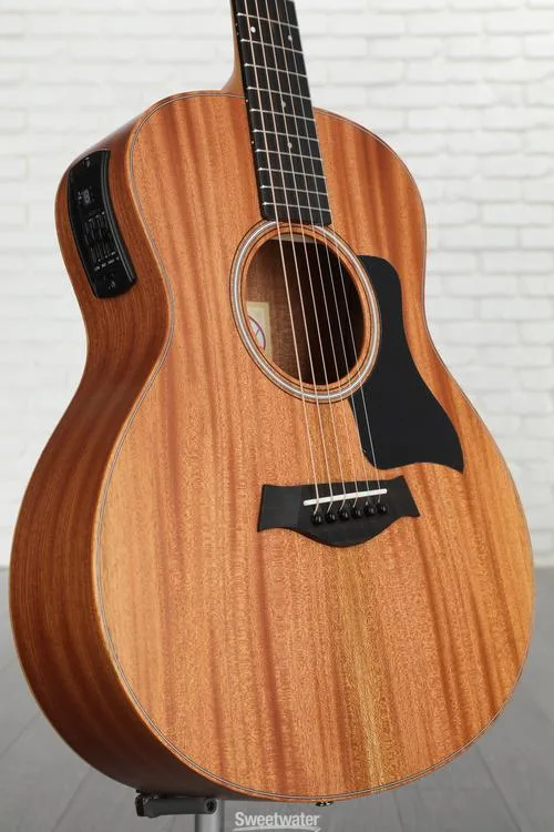 Taylor GS Mini-e Mahogany Acoustic-electric Guitar - Natural with Black Pickguard