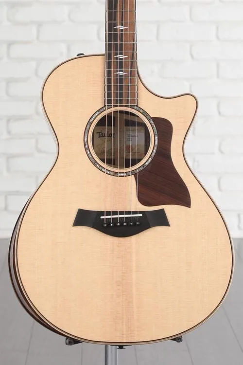  Taylor 812ce Acoustic-electric Guitar - Natural with V-Class Bracing and Radiused Armrest