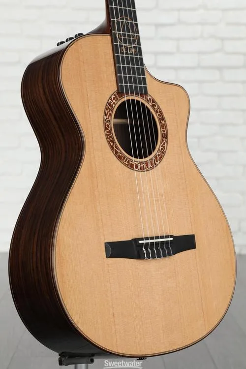 Taylor Jason Mraz Signature - Natural Red Cedar