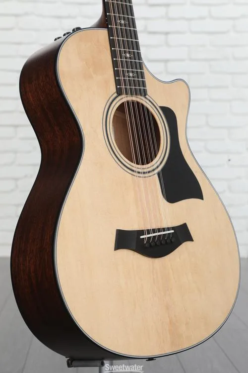 Taylor 352ce 12-string Acoustic-electric Guitar - Natural Sitka Spruce Demo