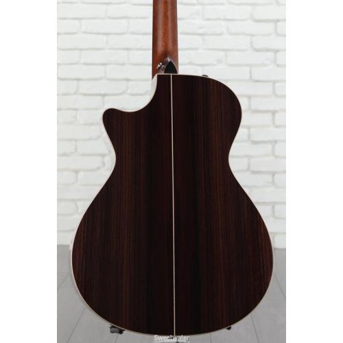  Taylor 812ce, 12-fret Acoustic-electric Guitar - Natural with V-Class Bracing and Radiused Armrest