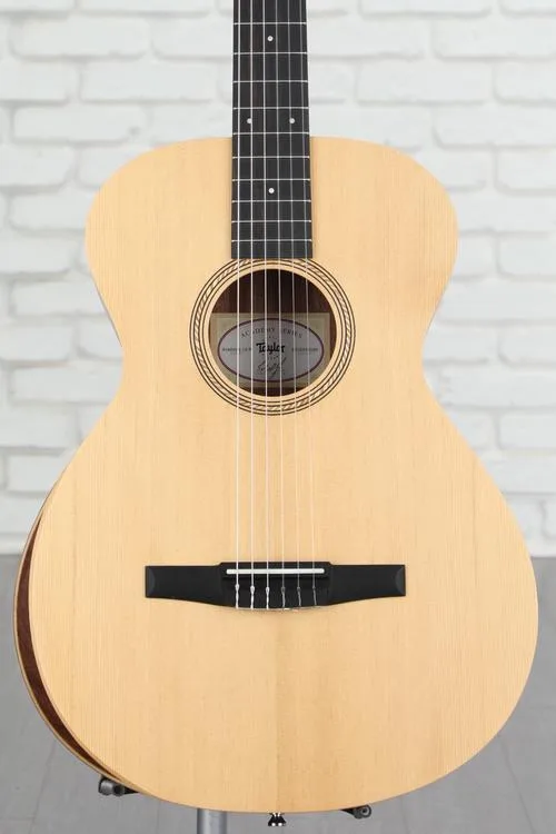  Taylor Academy 12-N Nylon-string Acoustic Guitar - Natural