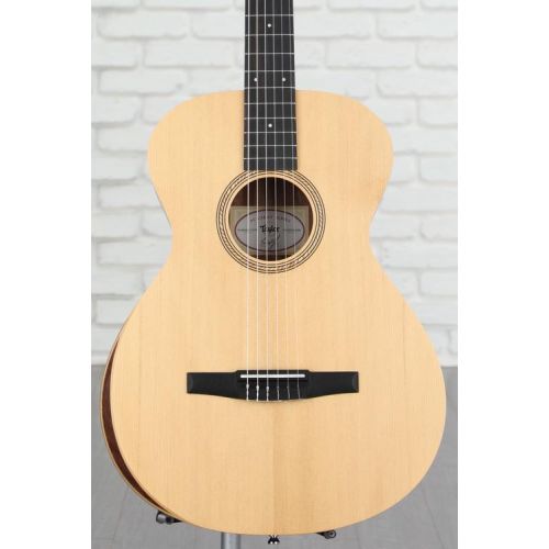  Taylor Academy 12-N Nylon-string Acoustic Guitar - Natural