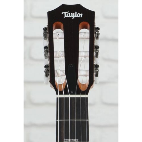  Taylor Academy 12-N Nylon-string Acoustic Guitar - Natural