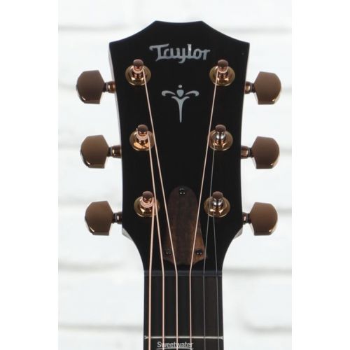  Taylor 724ce Grand Auditorium V-class Acoustic-electric Guitar - Natural Hawaiian Koa Top