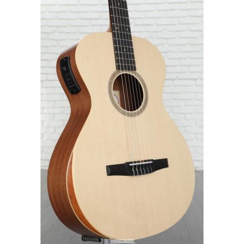  Taylor Academy 12e Nylon-string Acoustic-electric Guitar - Natural Used