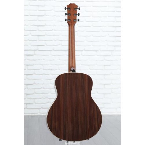  Taylor GT 811 Acoustic Guitar - Natural