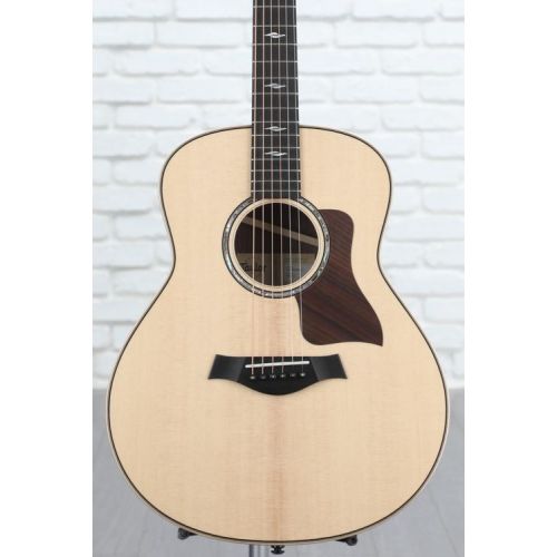 Taylor GT 811 Acoustic Guitar - Natural