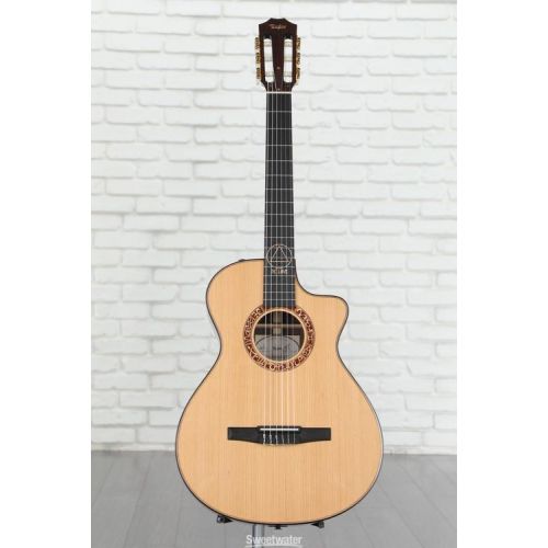  Taylor Jason Mraz Signature - Natural Red Cedar Demo