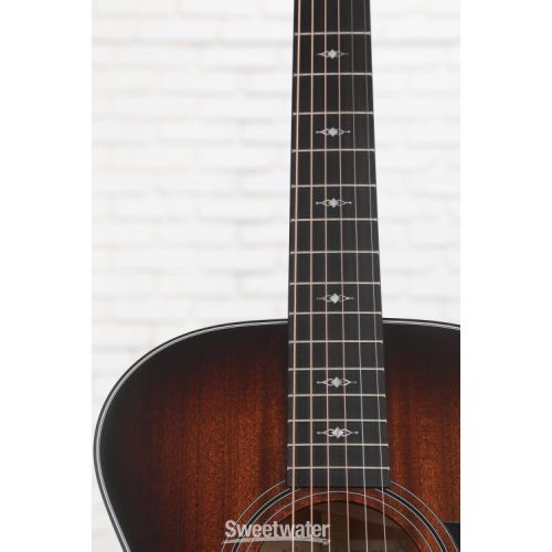  Taylor 322 12-fret Acoustic Guitar - Shaded Edgeburst