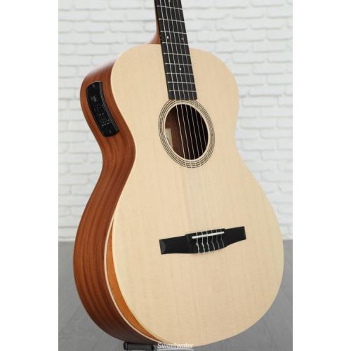  Taylor Academy 12e Nylon-string Acoustic-electric Guitar - Natural