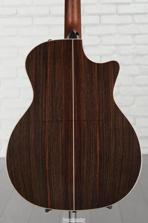  Taylor 814ce Left-handed Acoustic-electric Guitar - Natural with V-Class Bracing and Radiused Armrest