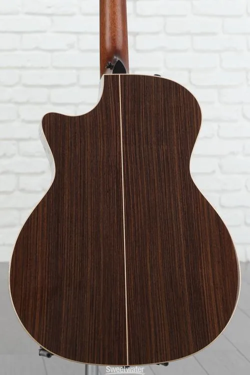  Taylor 814ce Acoustic-Electric Guitar - Natural with V-Class Bracing and Radiused Armrest Demo