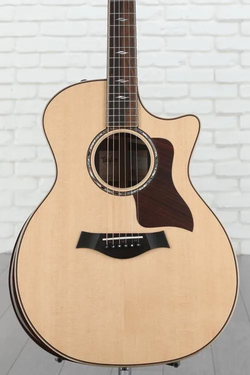  Taylor 814ce Acoustic-Electric Guitar - Natural with V-Class Bracing and Radiused Armrest Demo