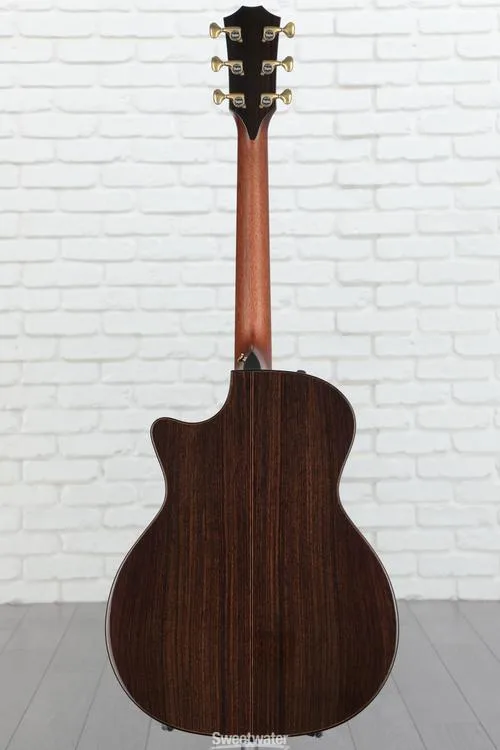  Taylor 914ce - Natural Sitka Spruce