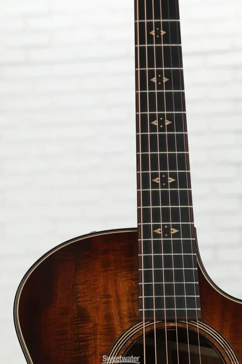  Taylor Custom Catch #17 Grand Auditorium C24ce B4017 Acoustic-electric Guitar - Tobacco Shaded Edgeburst