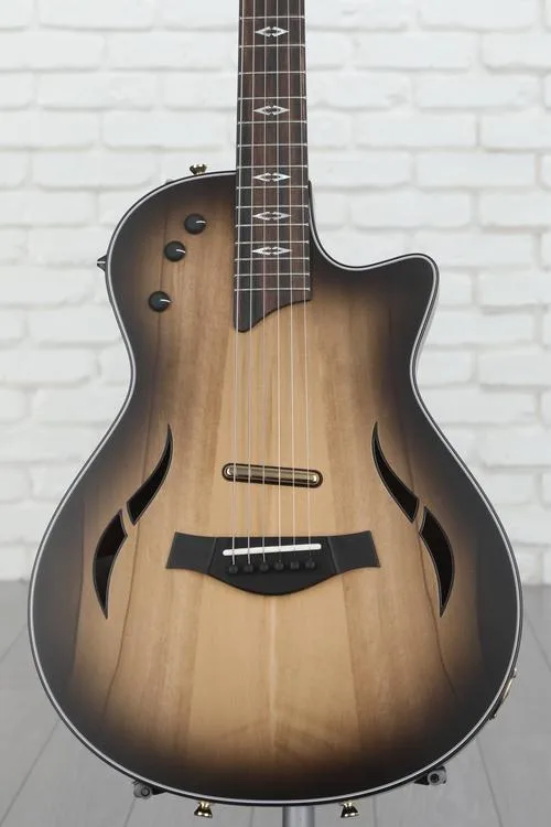 Taylor T5z Custom Sassafras - Transparent Black with Special Ebony Fingerboard Demo