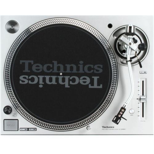  Technics SL-1200MK7-S Direct Drive Professional Turntable Pair - Silver